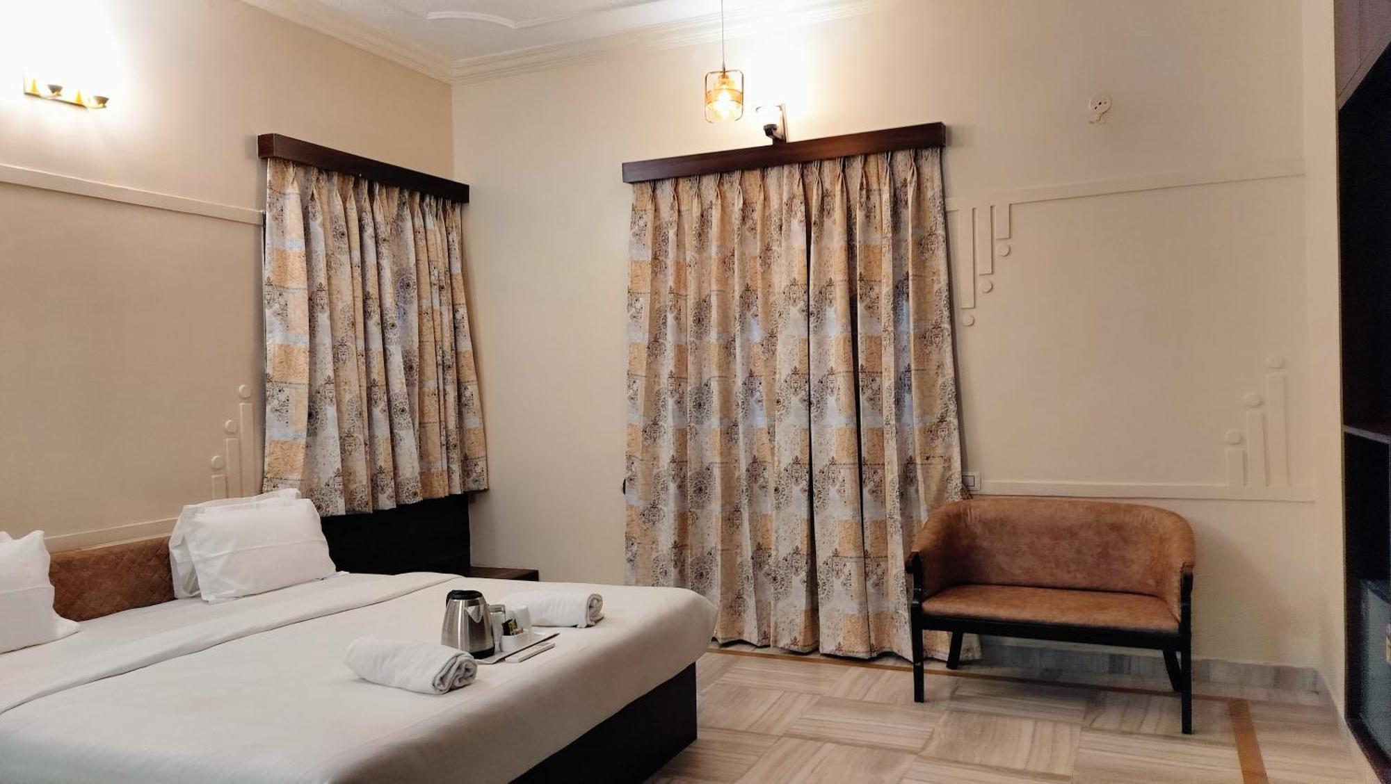 The Orchard House - A Boutique Hotel Джодхпур Экстерьер фото